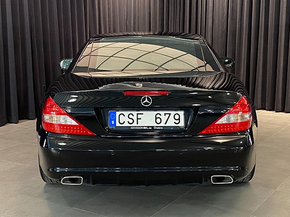 Mercedes-Benz SL350 2 of 5