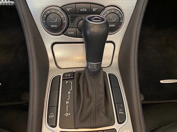 Mercedes-Benz SL350 10 of 30