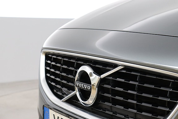 Volvo V40 3 of 21