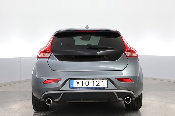 Volvo V40 5 of 21