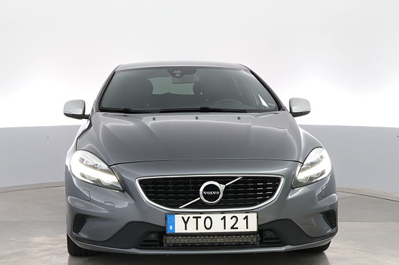 Volvo V40 9 of 21
