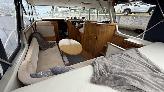 Forbina 9000 Flybridge med en påkostad utrustningslista 12 of 24