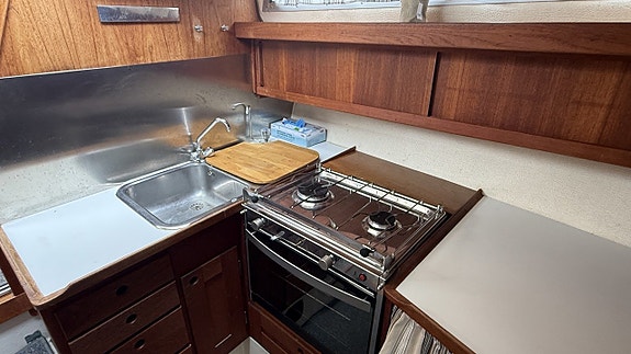 Forbina 9000 Flybridge med en påkostad utrustningslista 22 of 24