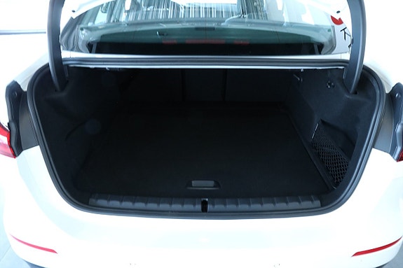 BMW 218 15 of 15