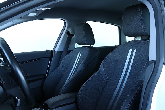 BMW 218 5 of 15