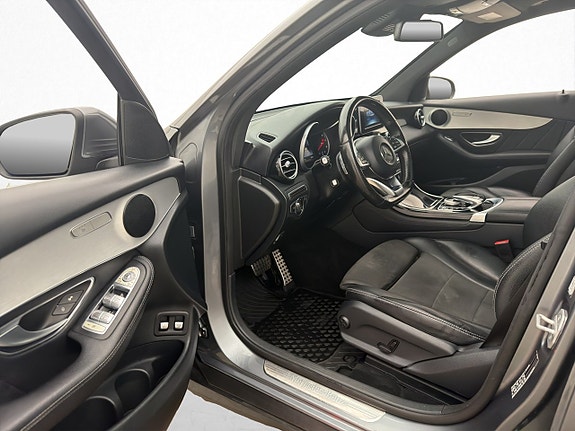 Mercedes-Benz GLC220 d 16 of 29