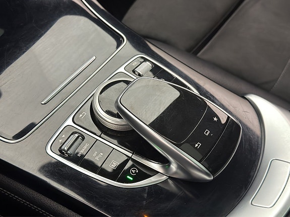 Mercedes-Benz GLC220 d 22 of 29