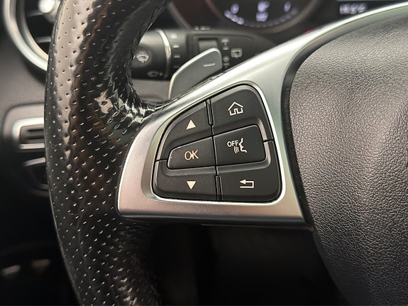 Mercedes-Benz GLC220 d 19 of 29