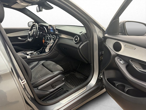 Mercedes-Benz GLC220 d 11 of 29