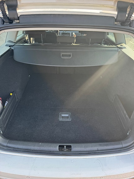 Volkswagen Passat 6 of 6