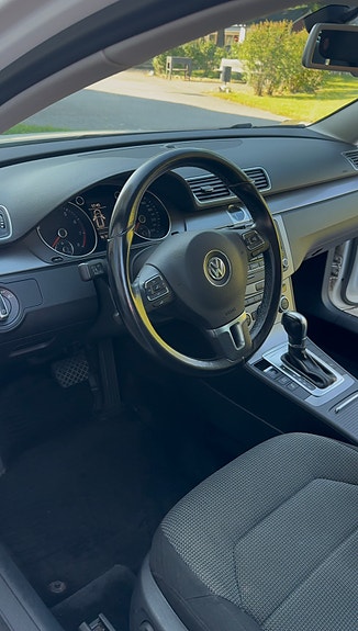 Volkswagen Passat 4 of 6