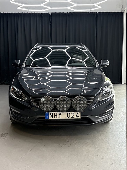 Volvo V60 10 of 13