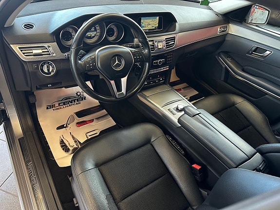 Mercedes-Benz E220 10 of 13