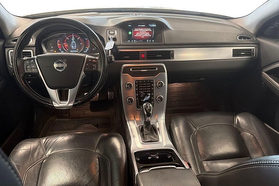 Volvo XC70 13 of 29