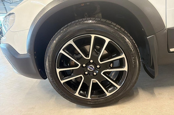 Volvo XC70 23 of 29