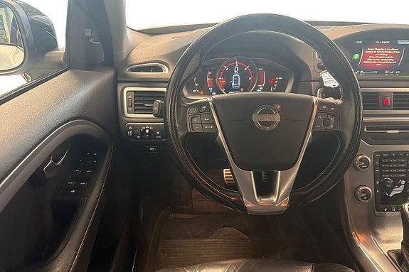 Volvo XC70 14 of 29