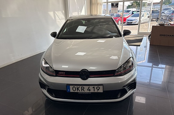 Volkswagen Golf I 2 of 5