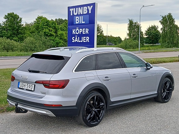 Audi A4 allroad 3 of 27