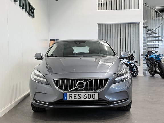 Volvo V40 18 of 18