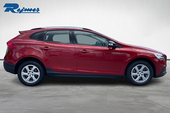 Volvo V40 Cross Country 6 of 18