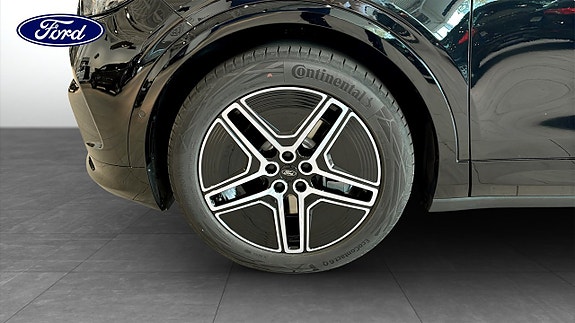 Ford Capri 9 of 12