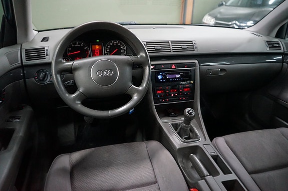 Audi A4 7 of 12