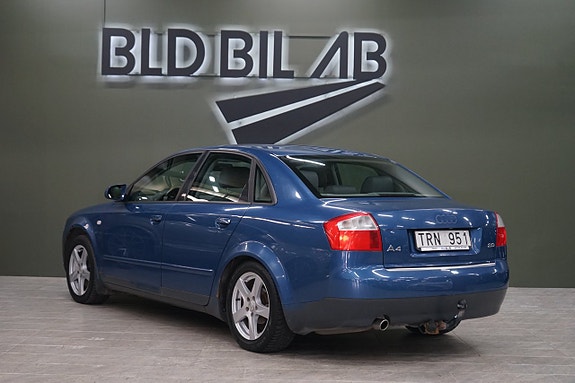 Audi A4 5 of 12