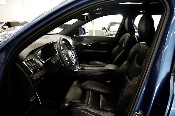 Volvo XC90 7 of 19