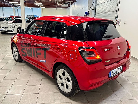 Suzuki Swift 7 of 7