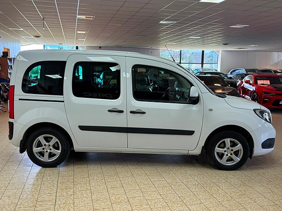 Mercedes-Benz Citan Tourer 8 of 22