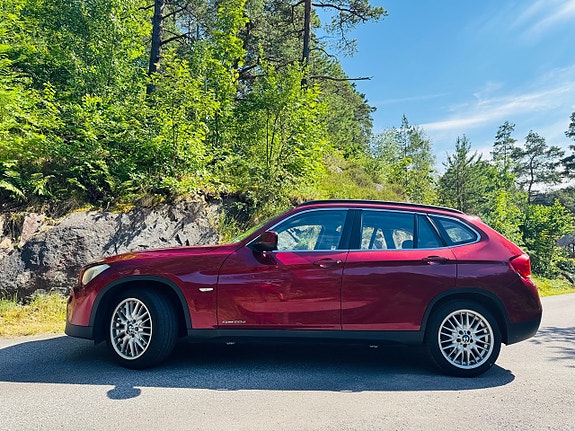 BMW X1 3 of 5