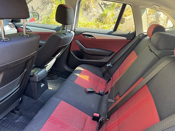 BMW X1 7 of 7