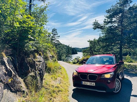 BMW X1 2 of 5