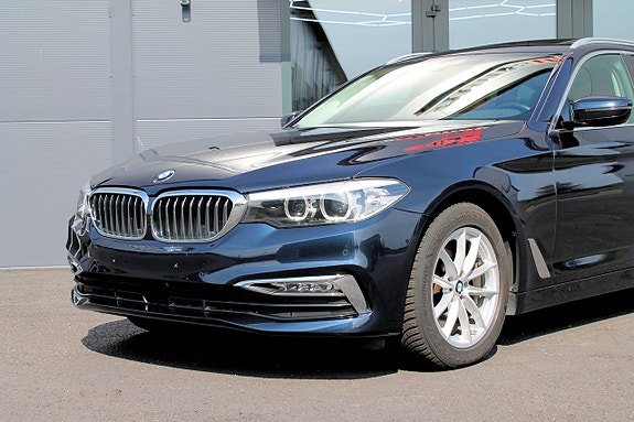 BMW 530d 2 of 5