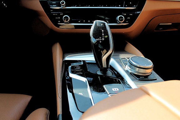 BMW 530d 28 of 30