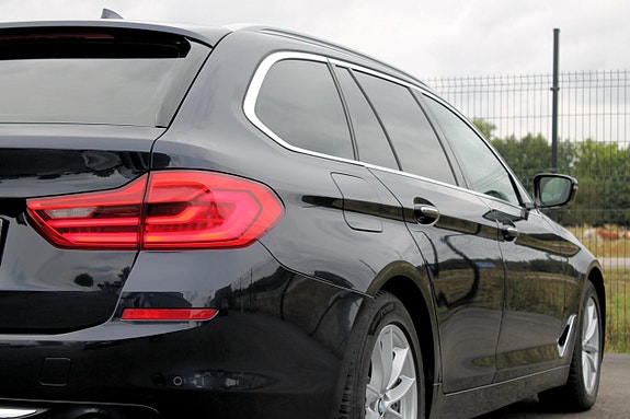 BMW 530d 18 of 30