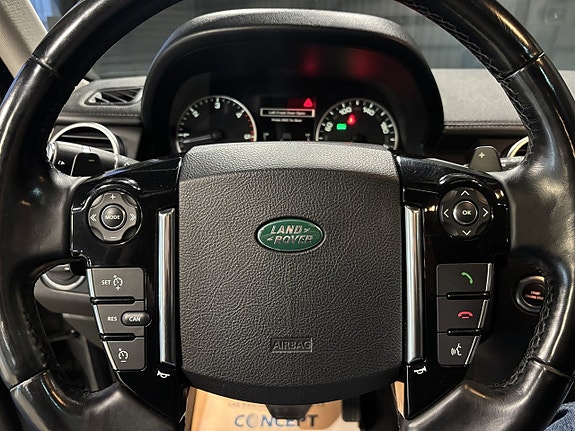 Land Rover Discovery 4 19 of 27