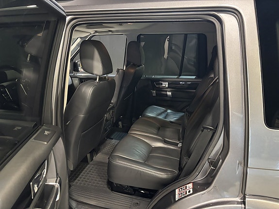 Land Rover Discovery 4 23 of 27