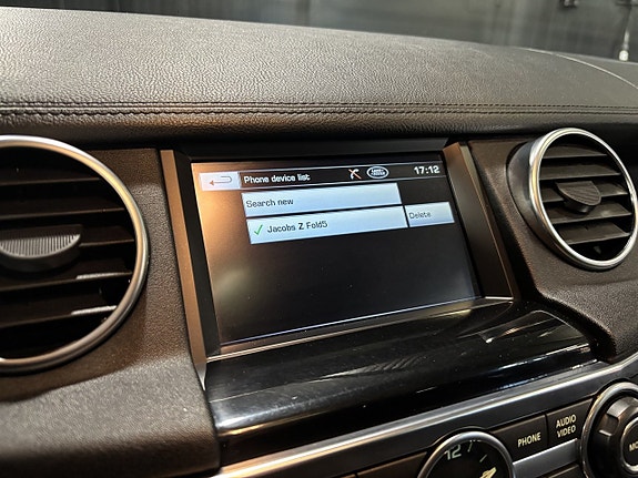 Land Rover Discovery 4 18 of 27