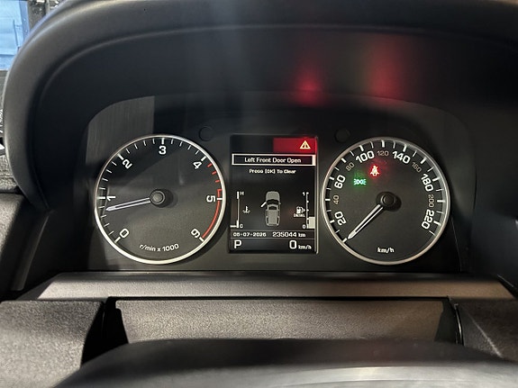 Land Rover Discovery 4 13 of 27