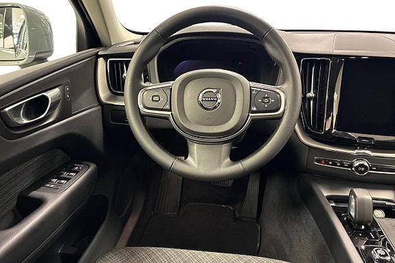 Volvo XC60 11 of 21