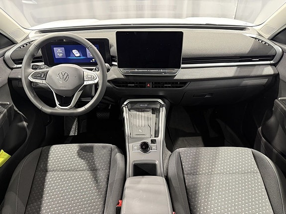 Volkswagen T-Roc 9 of 19