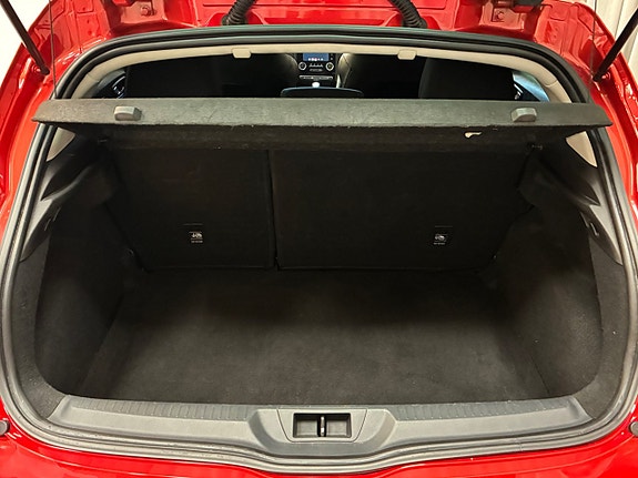 Renault Megane 10 of 17