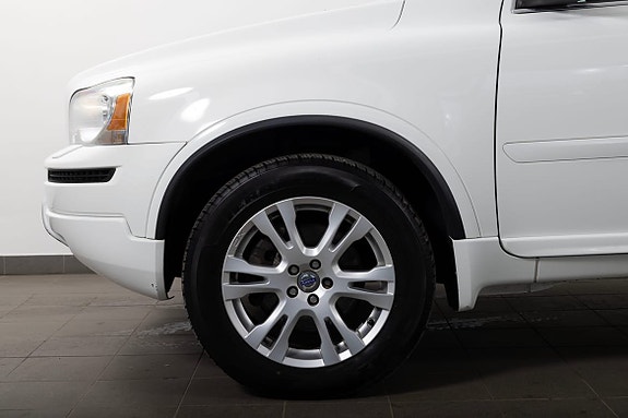 Volvo XC90 5 of 22