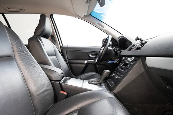 Volvo XC90 14 of 22