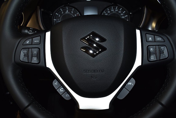 Suzuki Vitara 9 of 16
