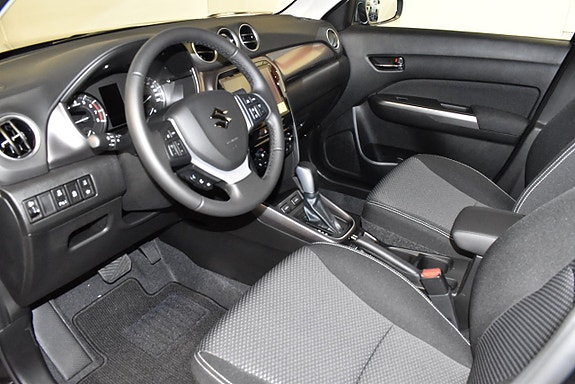 Suzuki Vitara 7 of 16