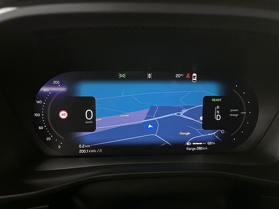Volvo XC40 10 of 22