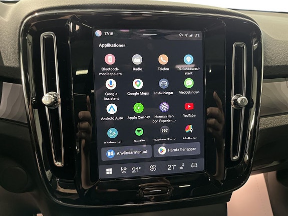 Volvo XC40 13 of 22