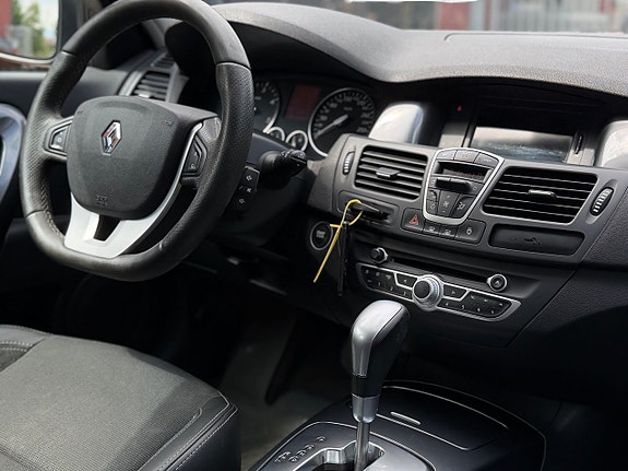 Renault Laguna 16 of 24